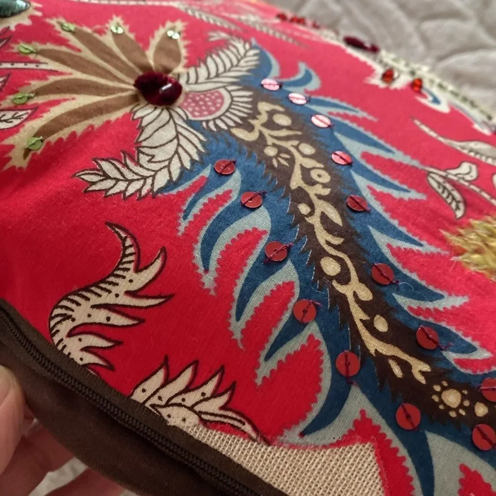 Pier 1 accent throw pillow Used 4 staging like NEW! Beautiful intricate details
